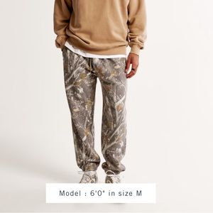 Camo Essential Sweatpant